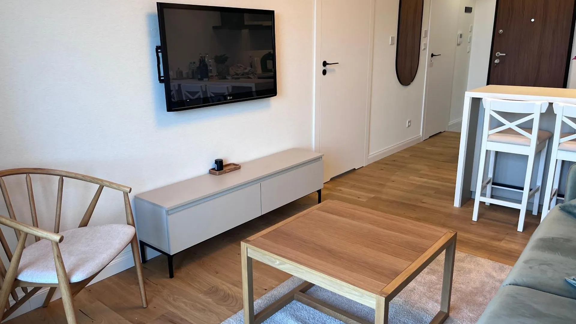 Apartment Leo Old Town Apartment- Airconditioning, Sauna, Gym, Kids'Play Gdansk